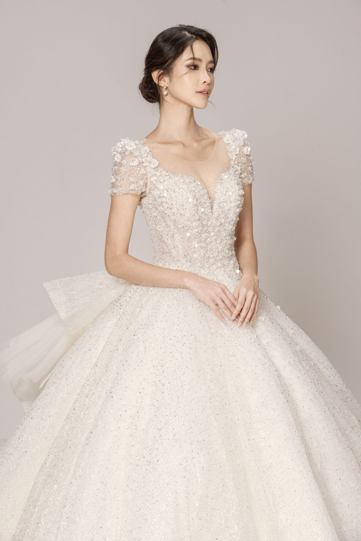Hermosa Luxury Gown - Image 3