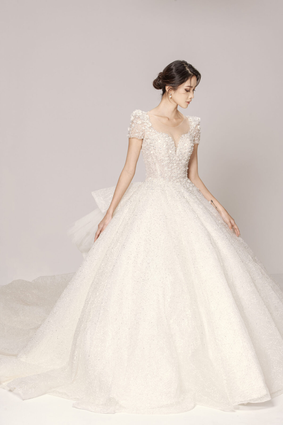 Hermosa Luxury Gown - Image 6