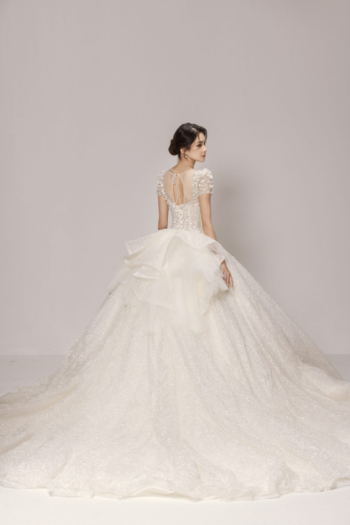 Hermosa Luxury Gown - Image 5
